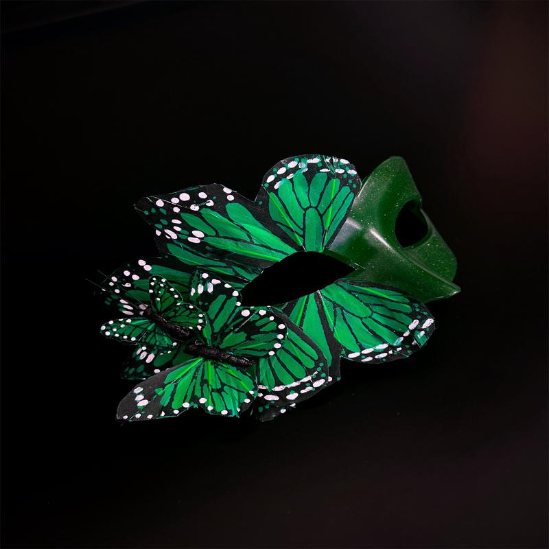 Fluttering Butterfly Mask - Green