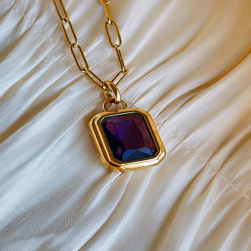 Regal Gem - Necklace (Gold/Purple)